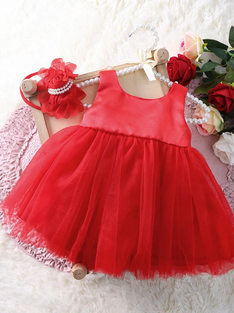 Newborn Photography 2-Piece Bow Pearl Set with Dress and Headband