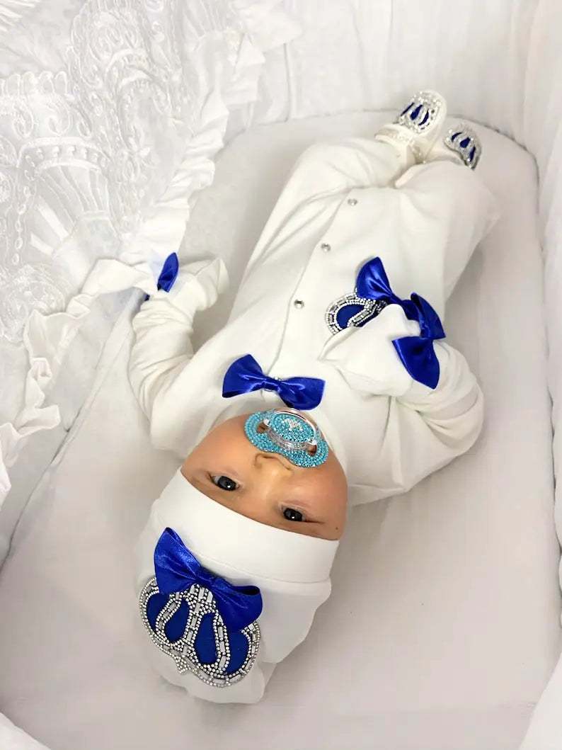 Royal Crown 4-Piece Layette with Romper, Cap, Mittens, and Shoes
